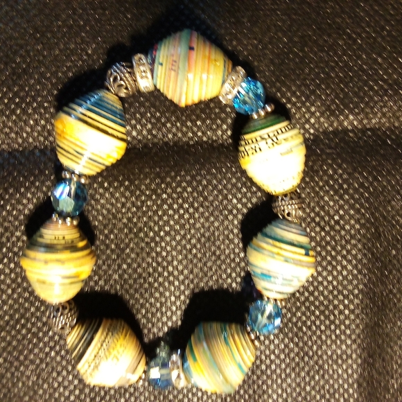 Multicolor Bracelet Wooden Oval Beads & Lite Blue Beads1 - Picture 5 of 6